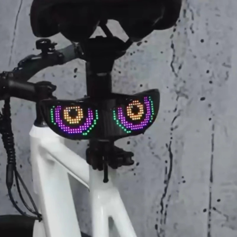 APP Control RGB Lion Eye Helme – Bicycle Helmet recenzja i cena